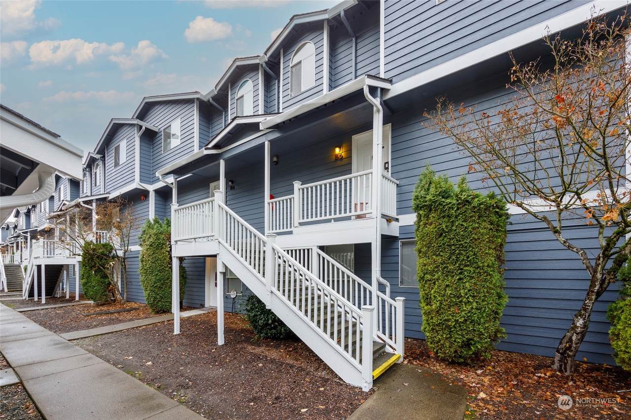 3939 10th Street - Photo 1