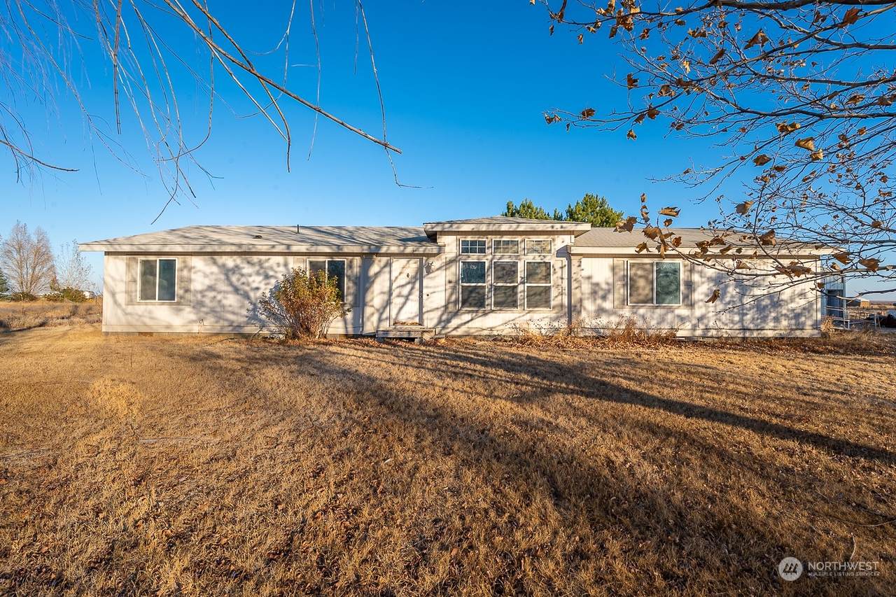 10161 N.4 Road - Photo 1