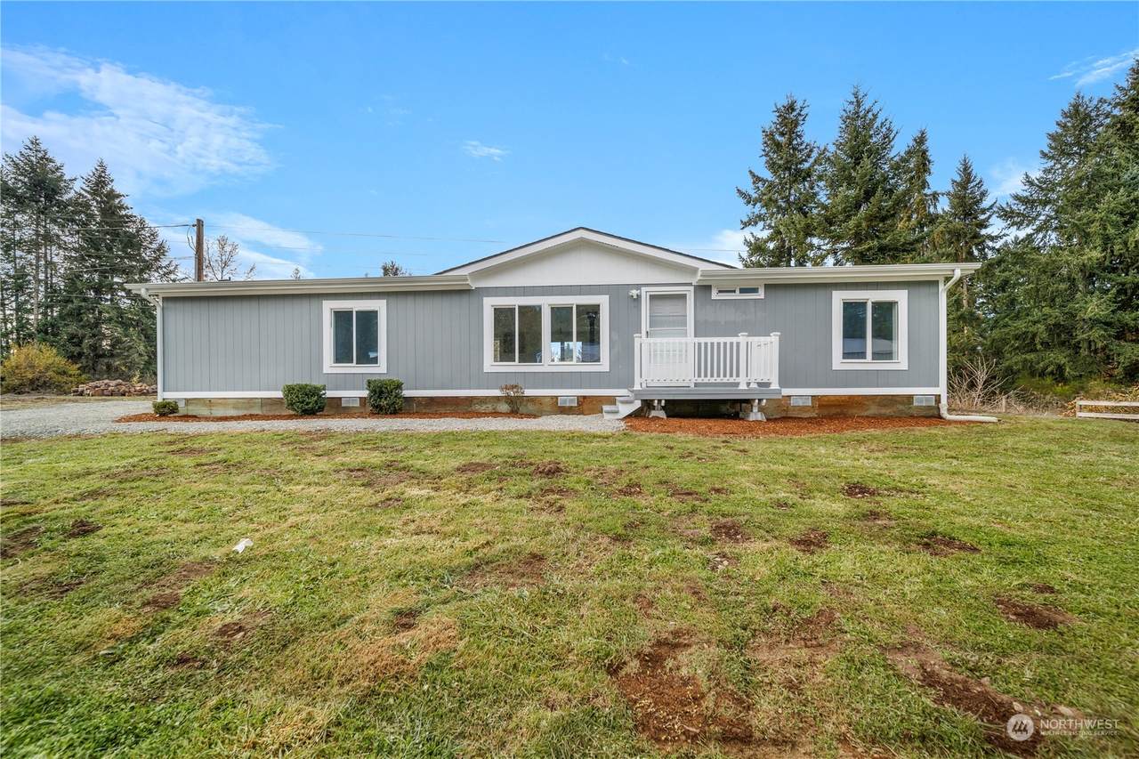 4515 354th Street - Photo 1