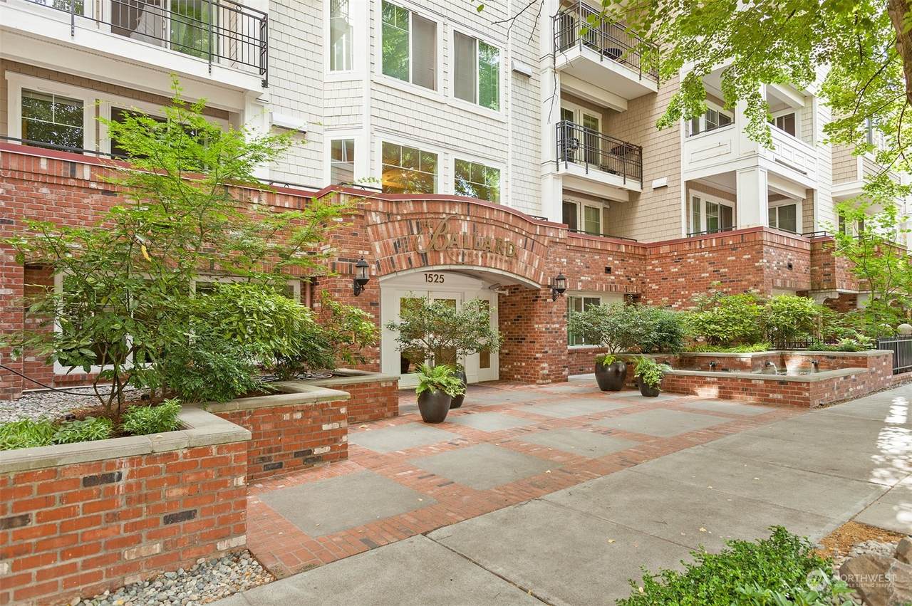 1525 57th Street - Photo 1