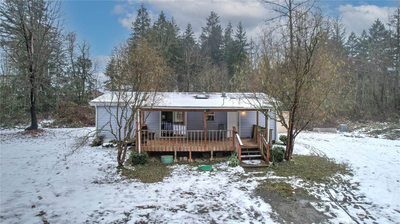 8111 170th Street - Photo 1