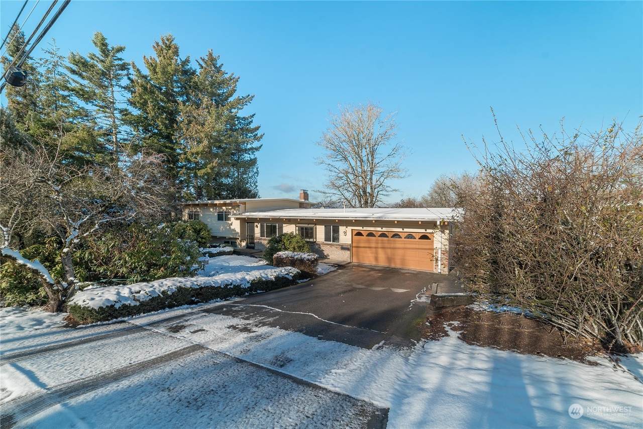 3709 16TH Avenue - Photo 1