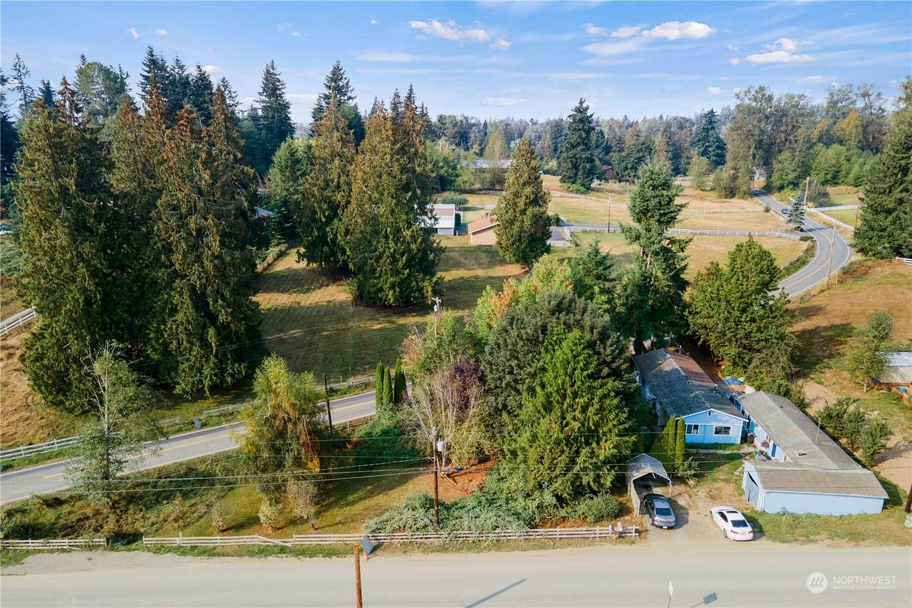 4508 87th Avenue - Photo 1