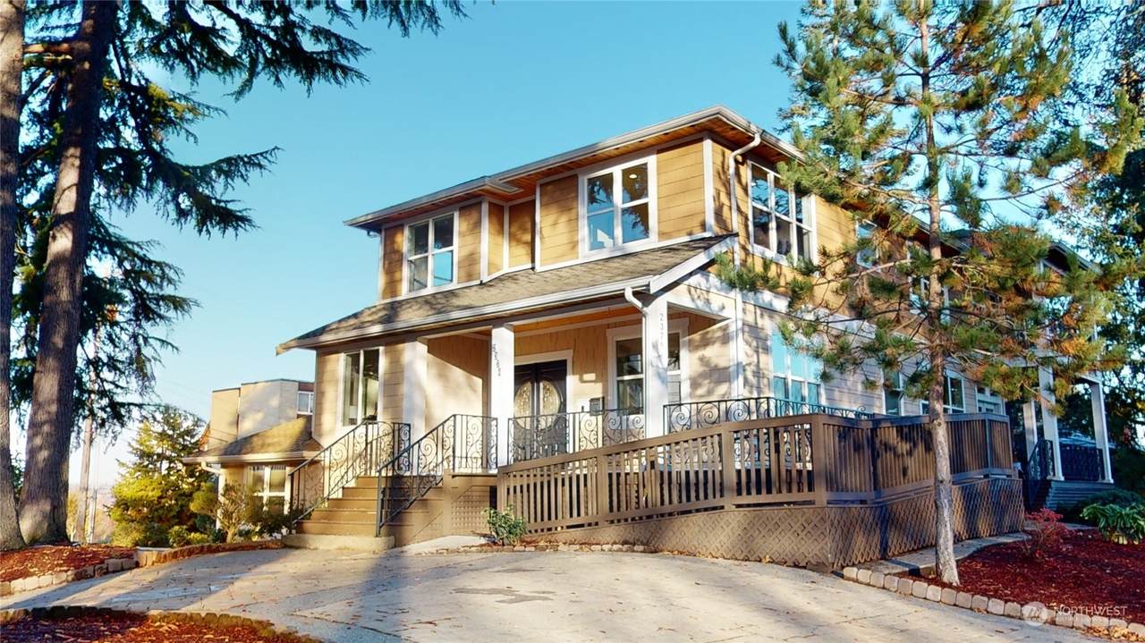 2376 Howe Street - Photo 1