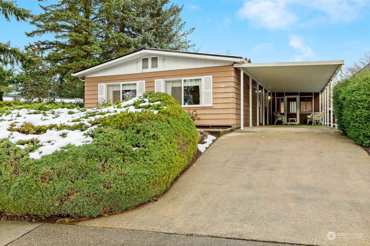 17224 Woodcrest Drive - Photo 1