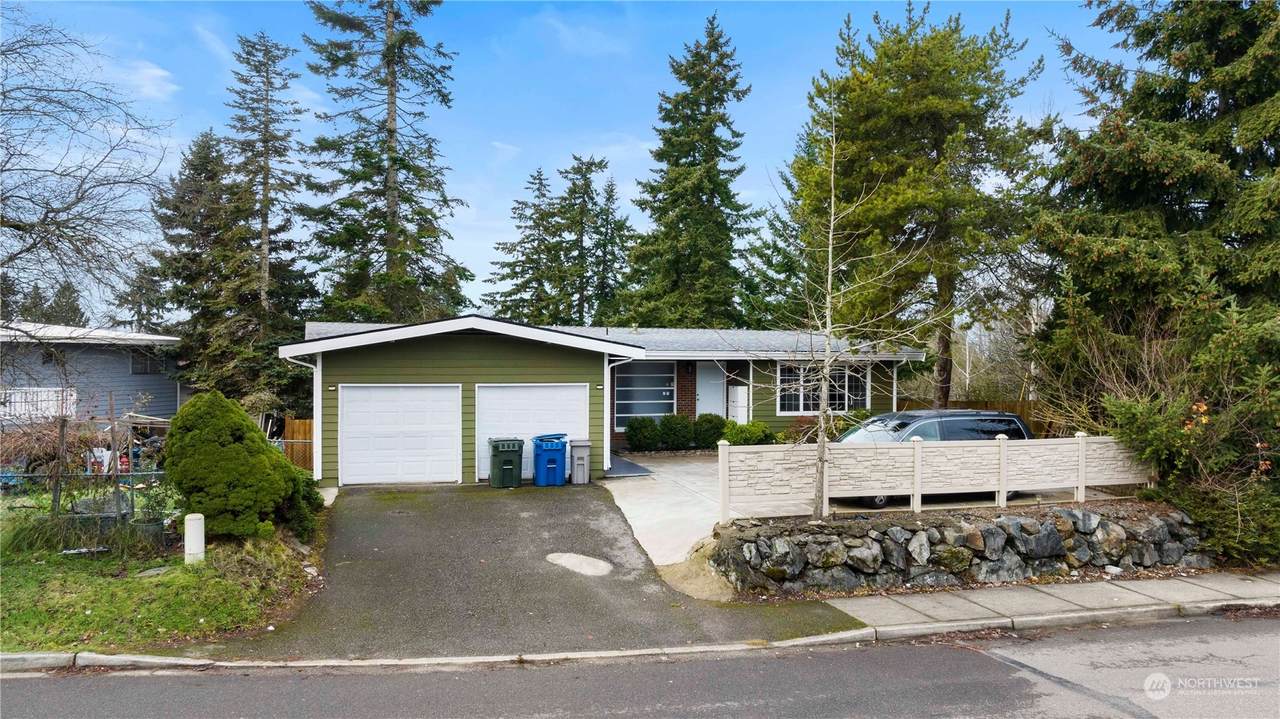 20803 124th Avenue - Photo 1
