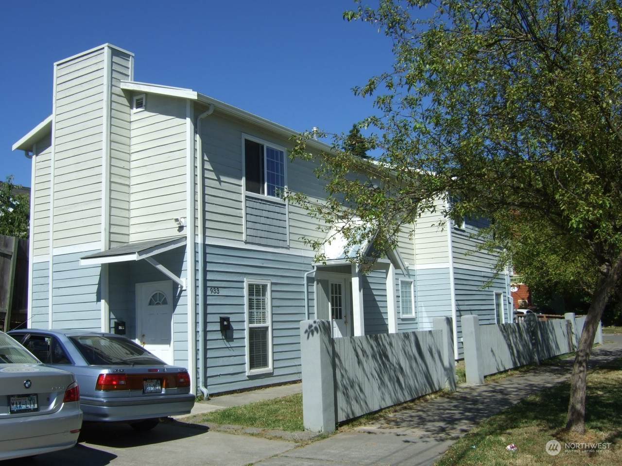 933 29th Avenue - Photo 1