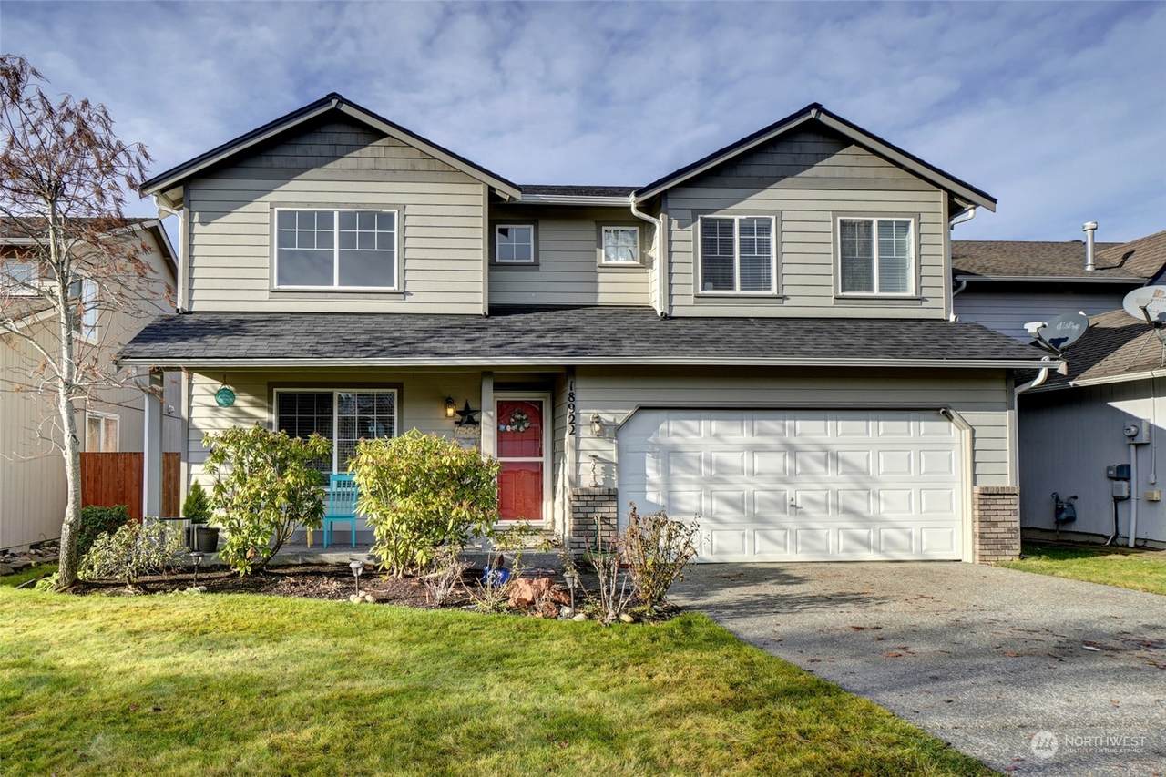 18922 90th Avenue - Photo 1