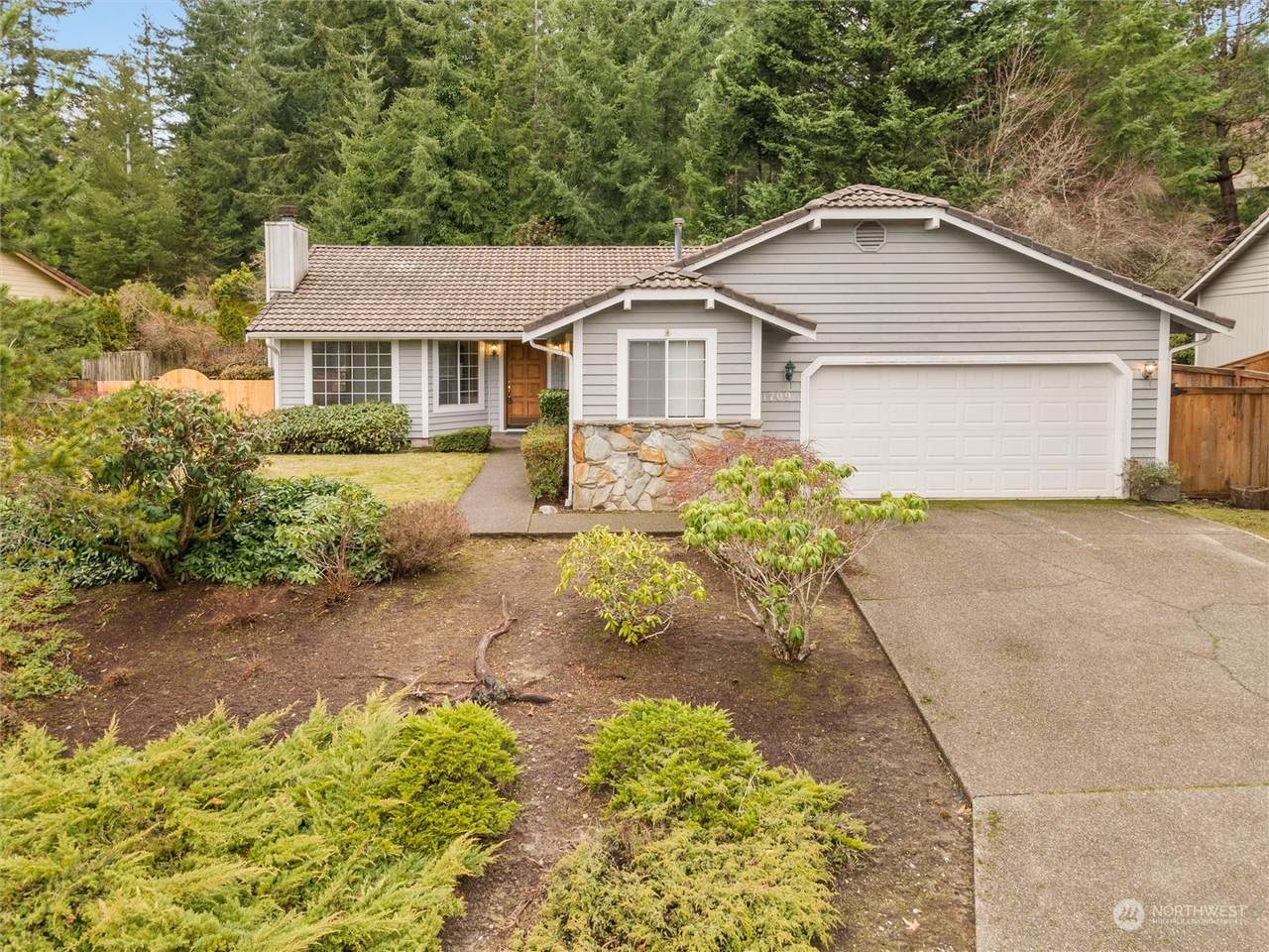 1709 Easthill Place - Photo 1