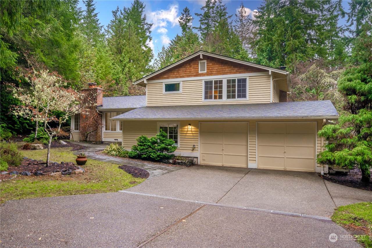6455 NE Dapple Court - Photo 1