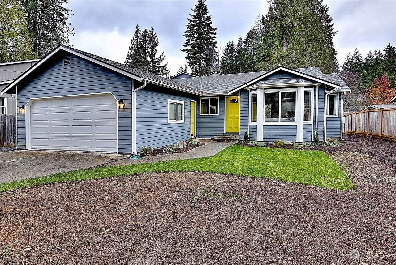 9716 Overlook Drive - Photo 1