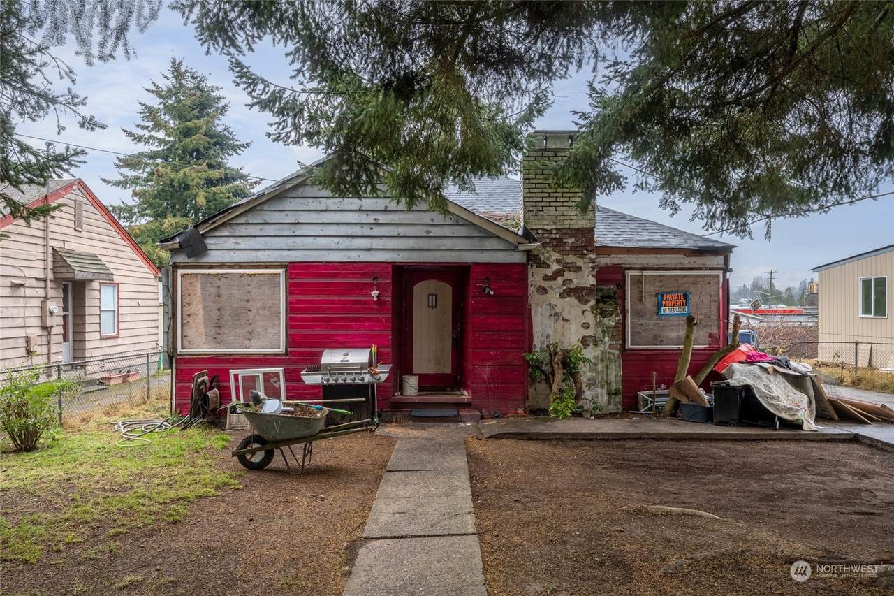 9848 18th Avenue - Photo 1