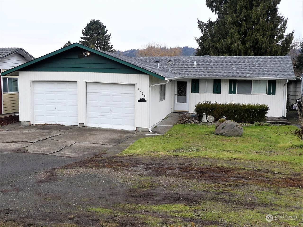 3928 Ocean Beach Highway - Photo 1