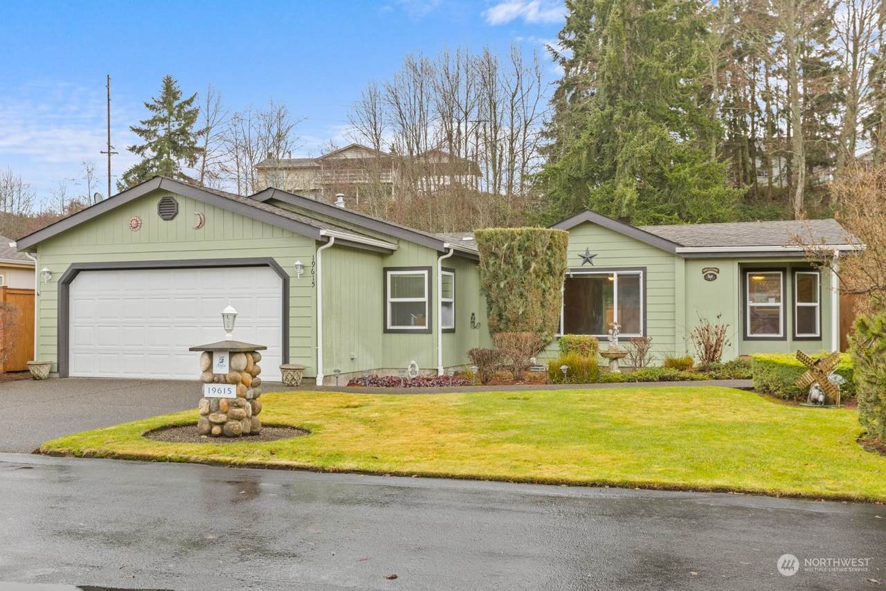 19615 100th Avenue Ct - Photo 1