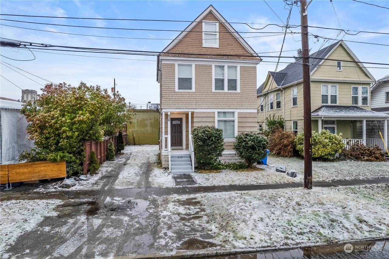 610 Steele Street - Photo 1