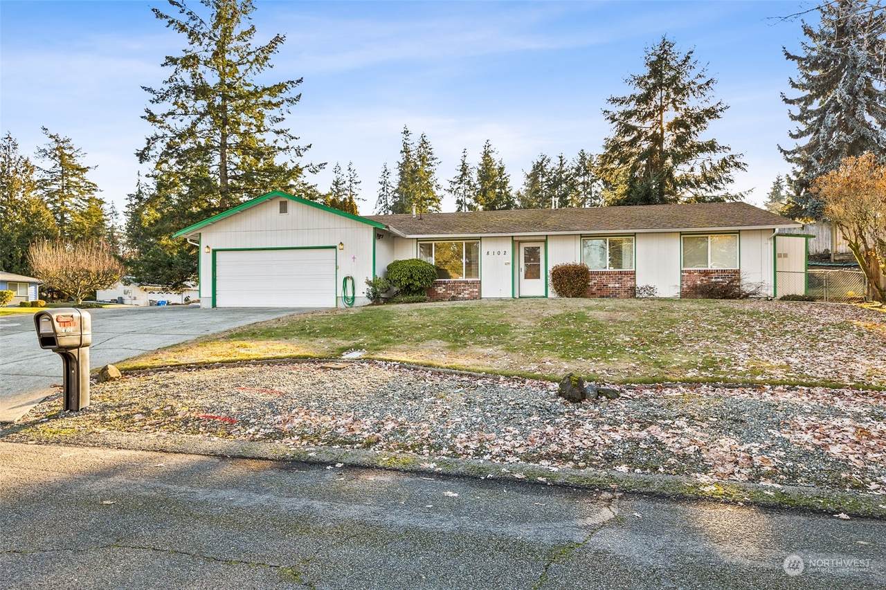 8102 88th Street Ct - Photo 1
