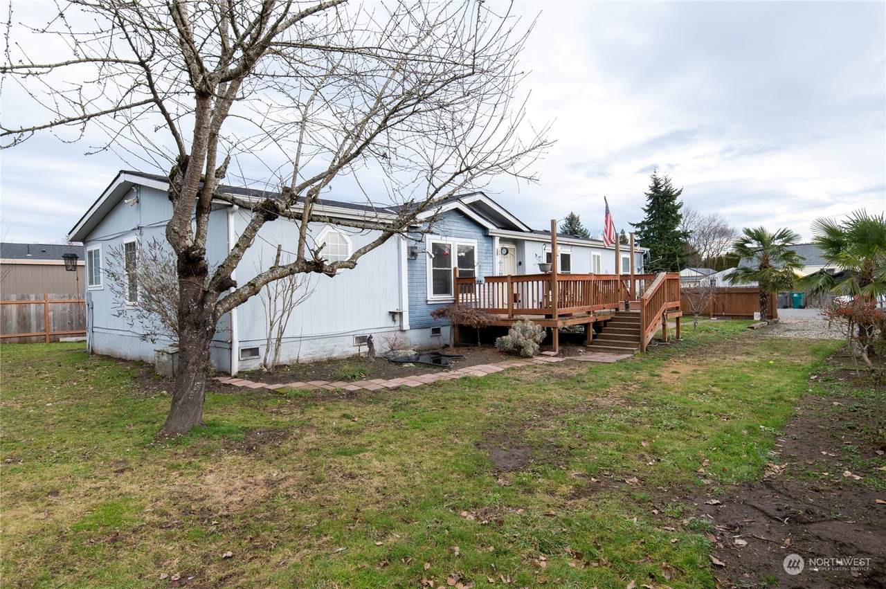 120 Butte Ave - Photo 1