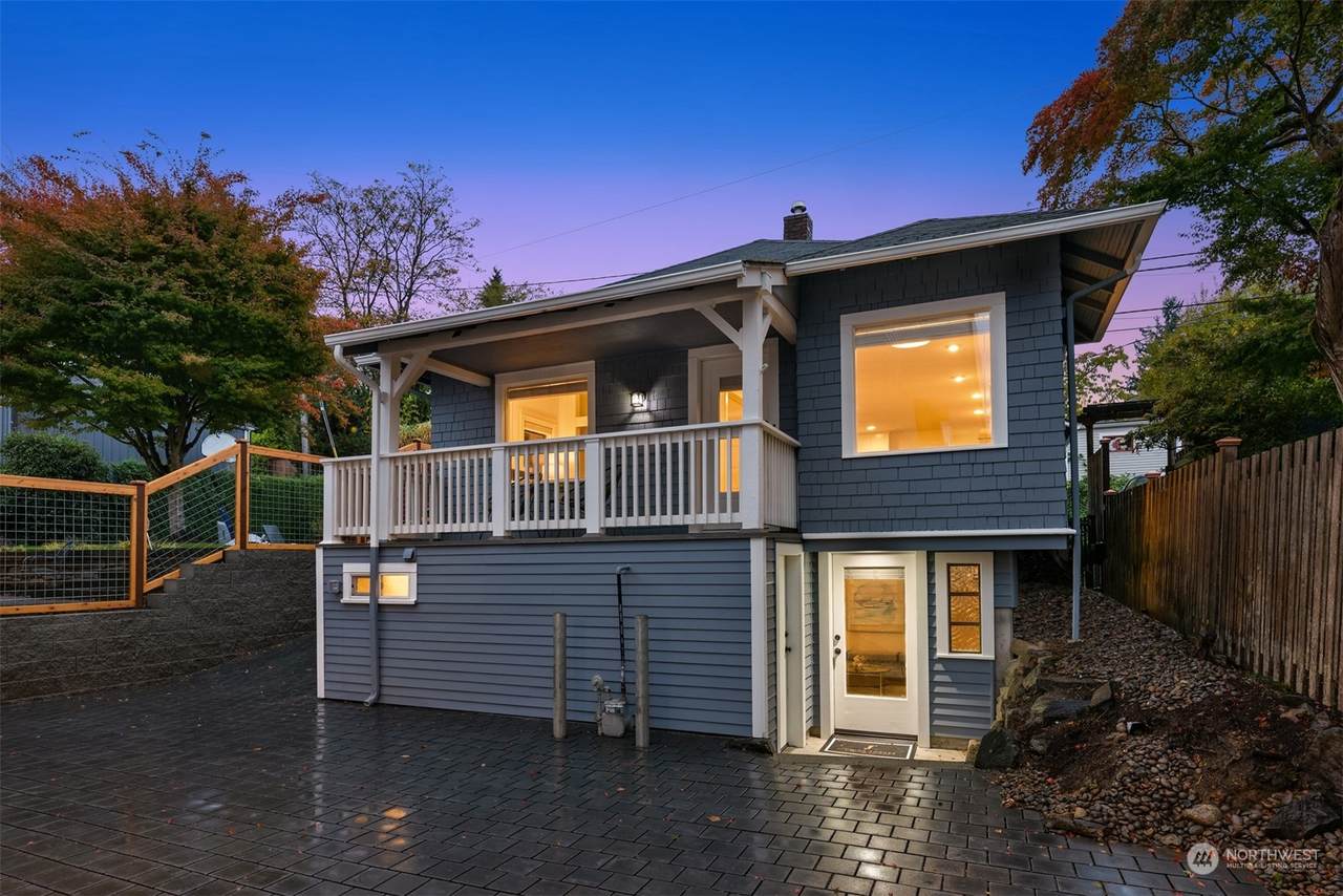 2423 3rd Avenue - Photo 1