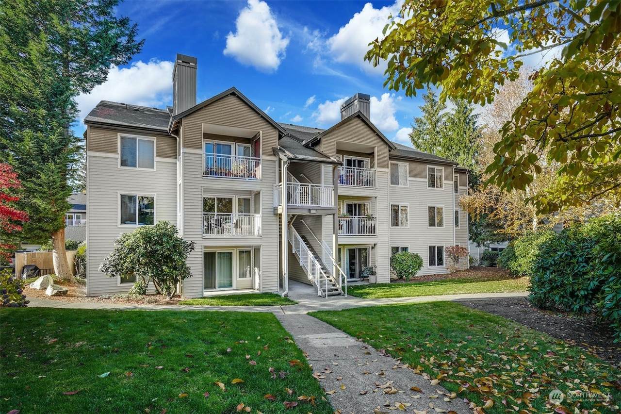 12303 Harbour Pointe Blvd - Photo 1