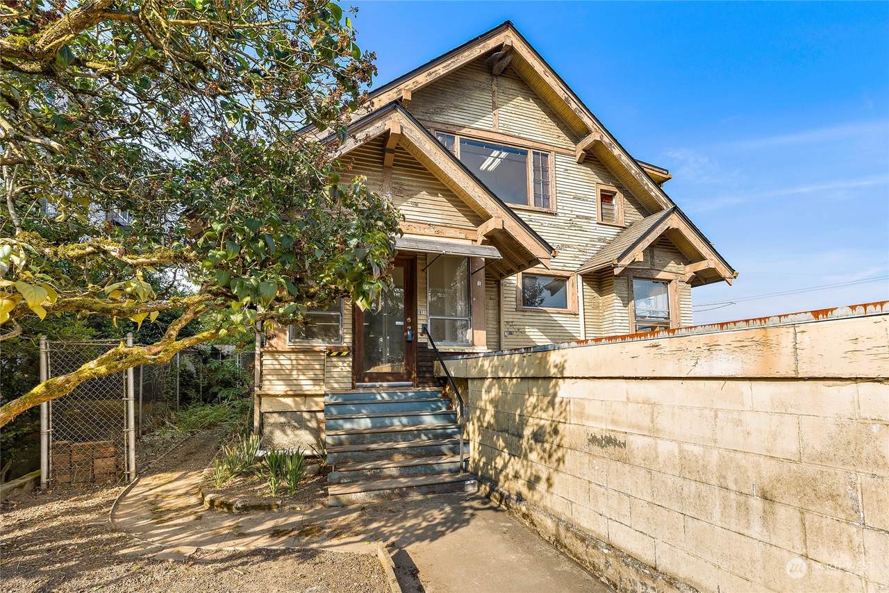 7811 Greenwood Avenue - Photo 1