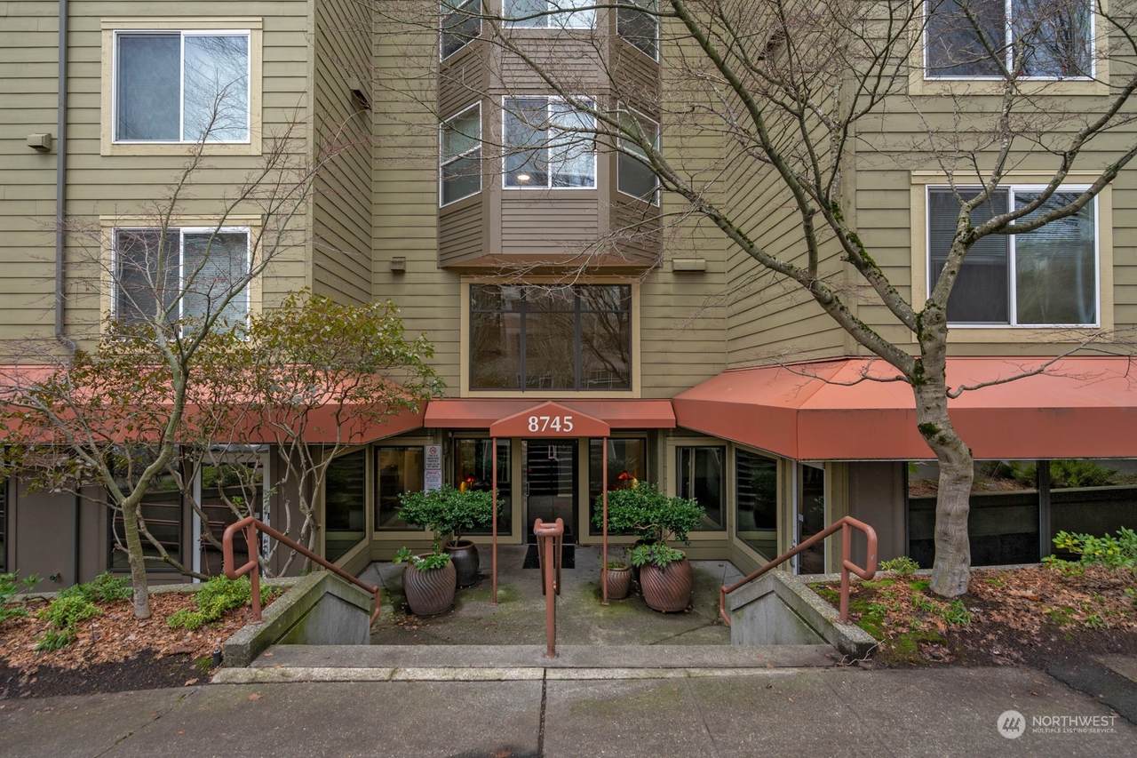 8745 Greenwood Avenue - Photo 1
