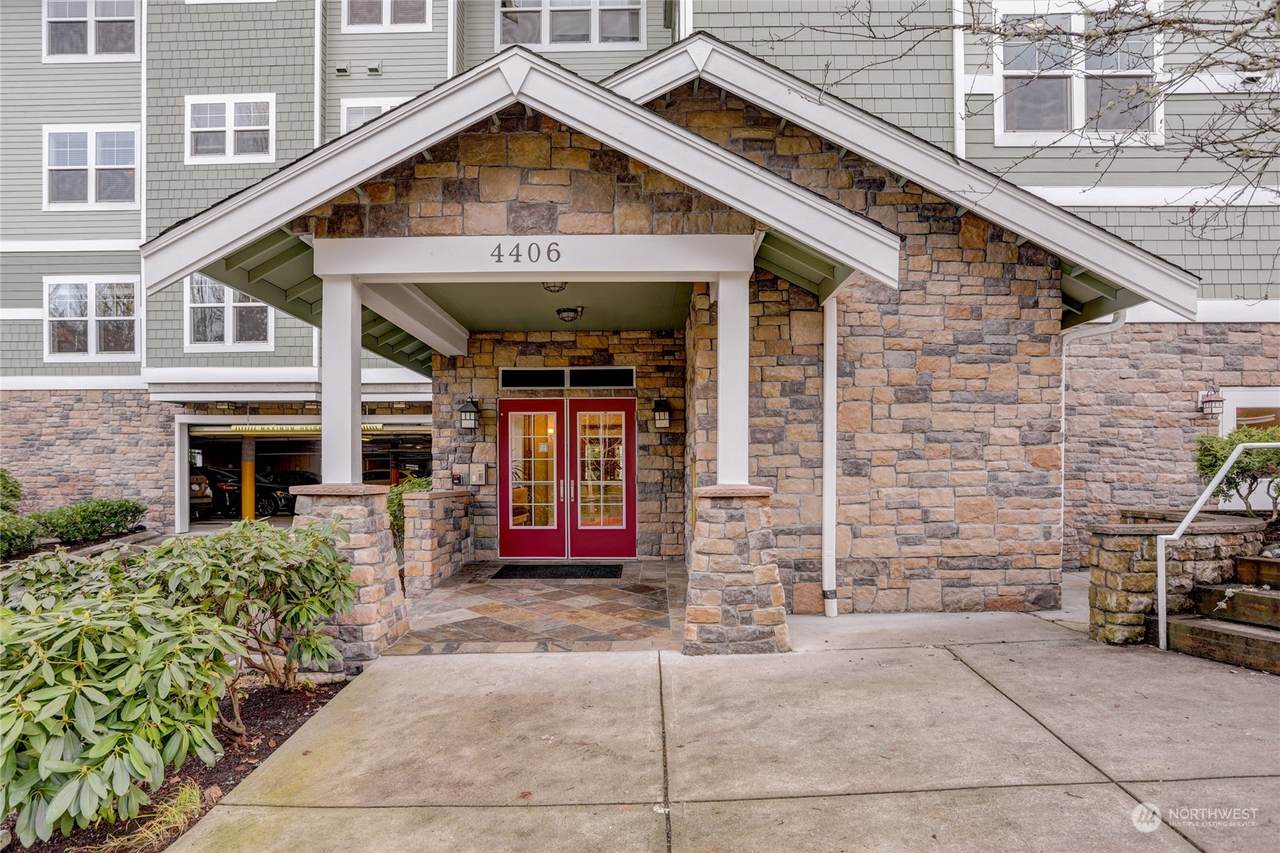 4406 Providence Point Place - Photo 1