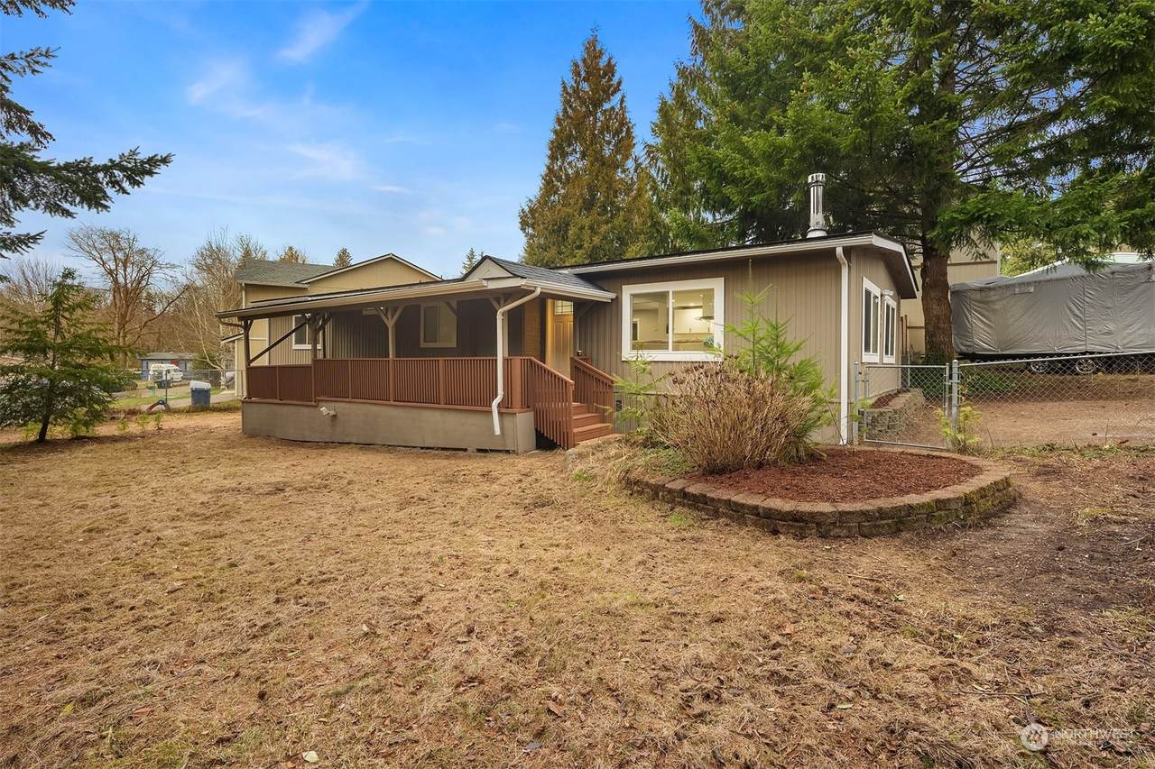 22701 Cedarview Drive - Photo 1