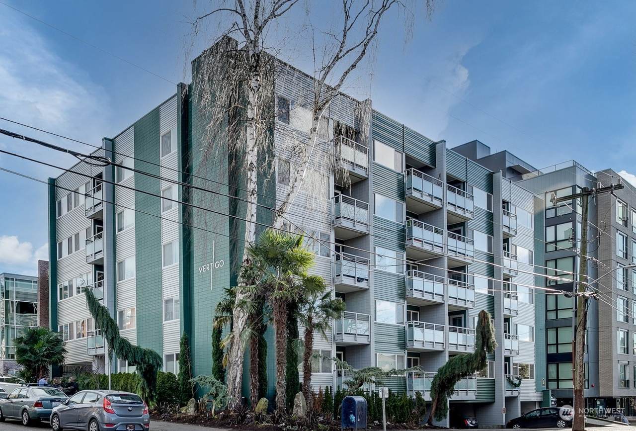 705 Republican Street - Photo 1
