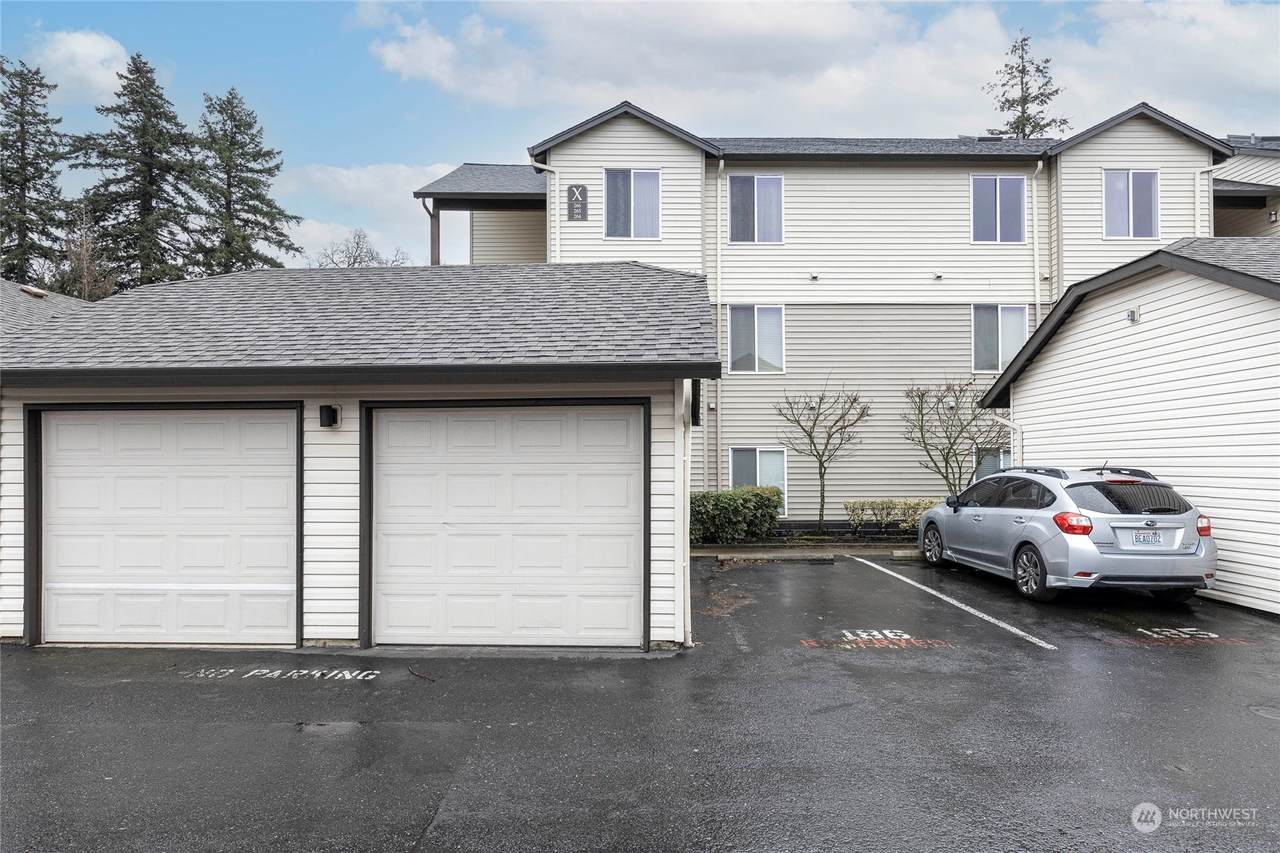 5264 121st Avenue - Photo 1