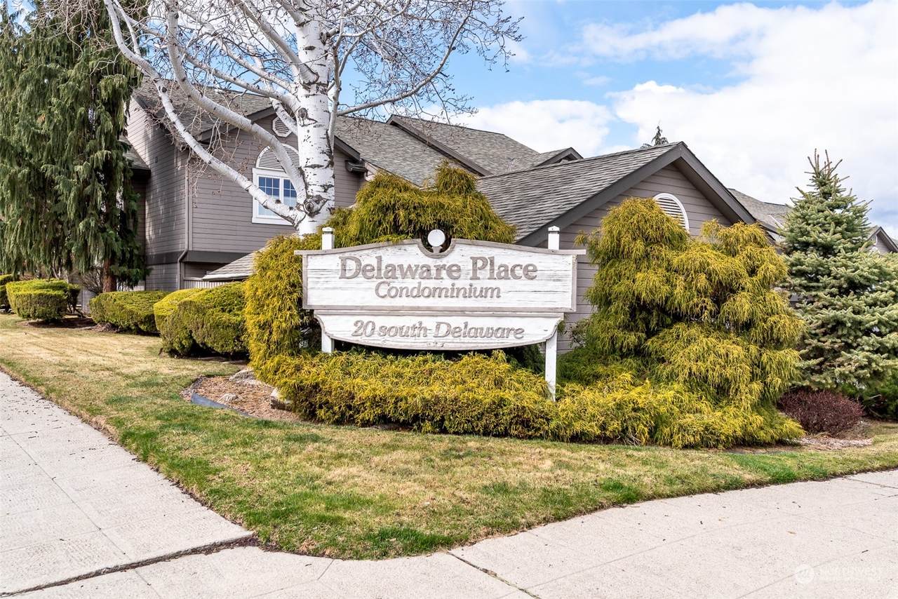 20 Delaware Avenue - Photo 1