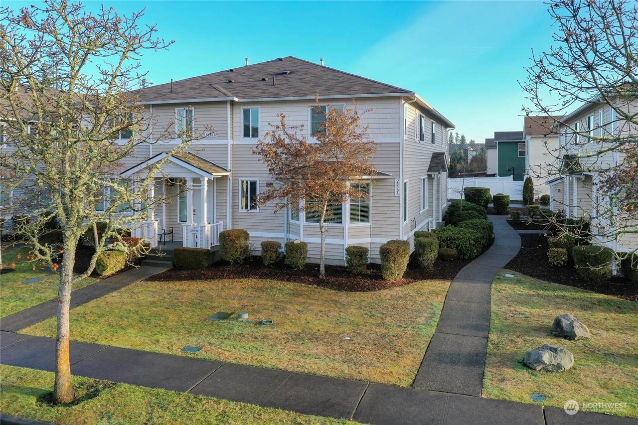 2030 Garry Oaks Avenue - Photo 1