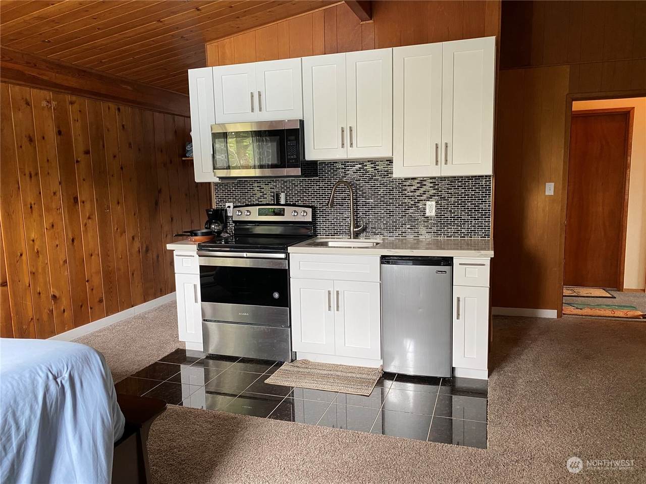 757 Ocean Court - Photo 1