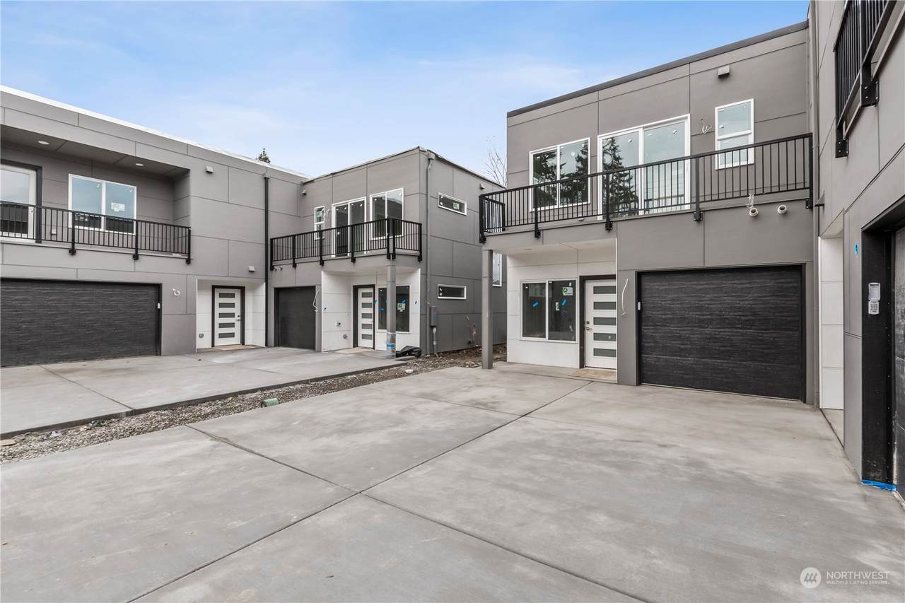 13251 8th Avenue - Photo 1