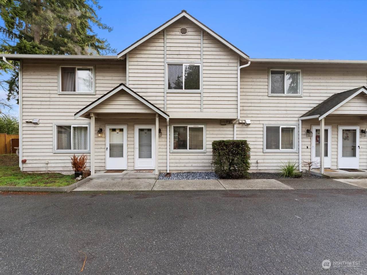 3315 133rd Street - Photo 1