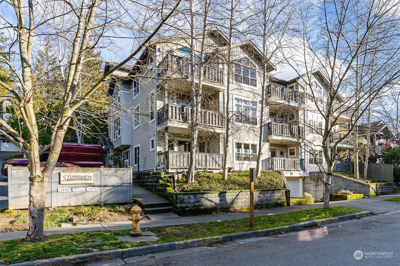 11550 Stone Avenue - Photo 1