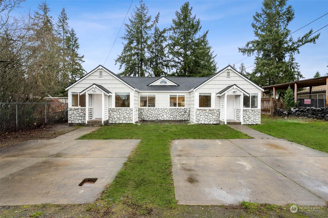 117 131st Street - Photo 1