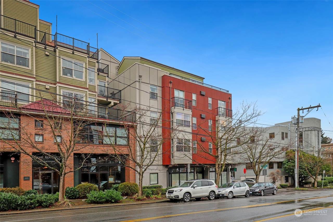 1310 Lucas Place - Photo 1