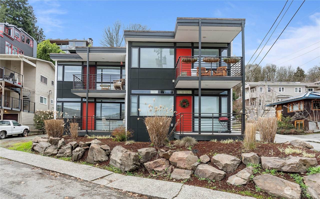 3521 Leschi Place - Photo 1