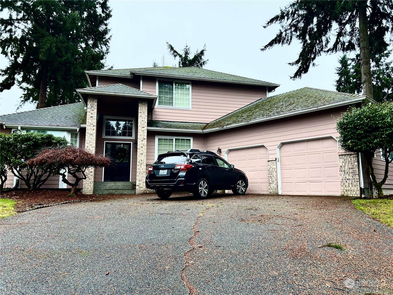 9609 Amanda Drive - Photo 1