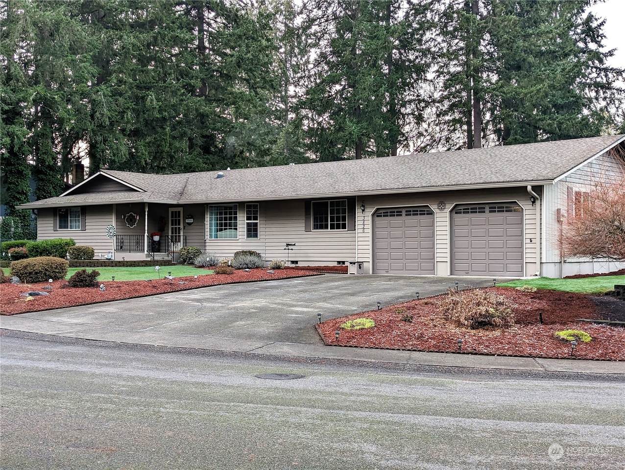 3826 Goldfinch Drive - Photo 1