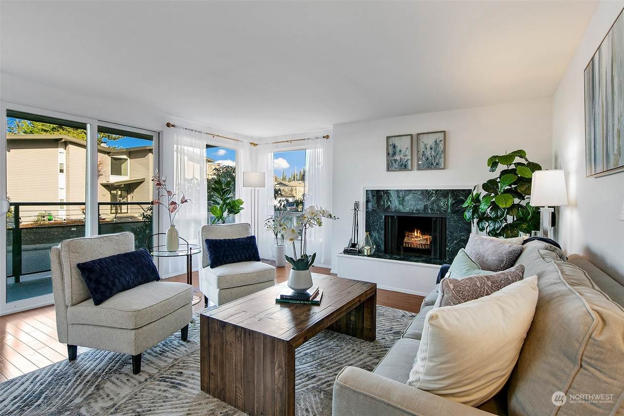 500 Elm Way - Photo 1