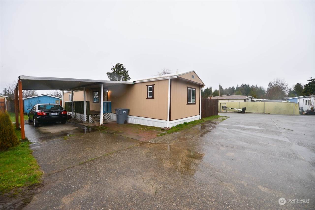 8224 18th Avenue Ct - Photo 1