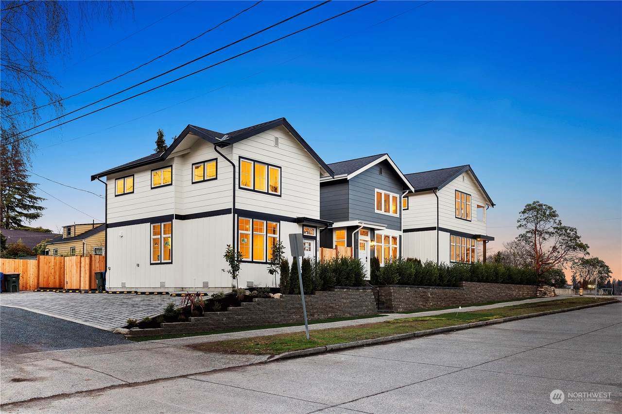 3008 Cloverdale Street - Photo 1