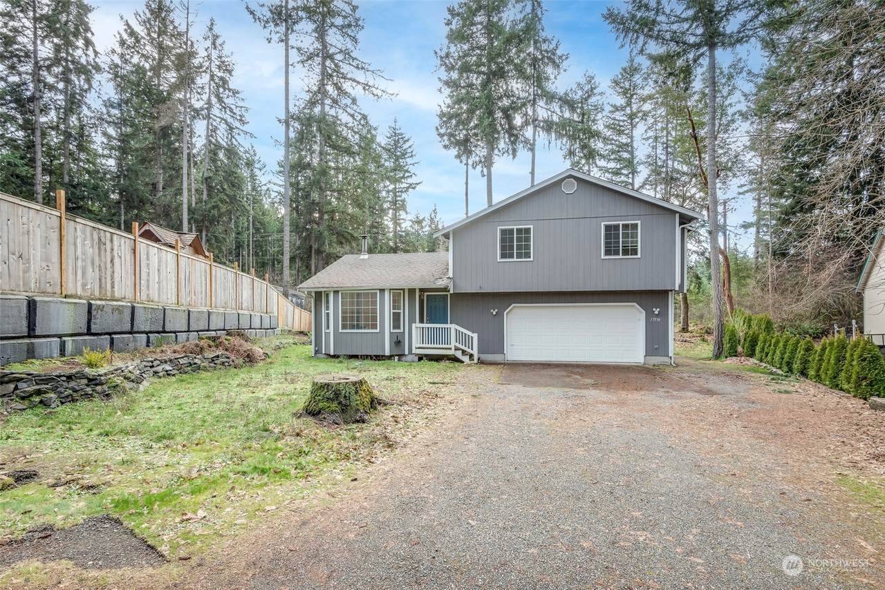 17531 Loop Lane - Photo 1
