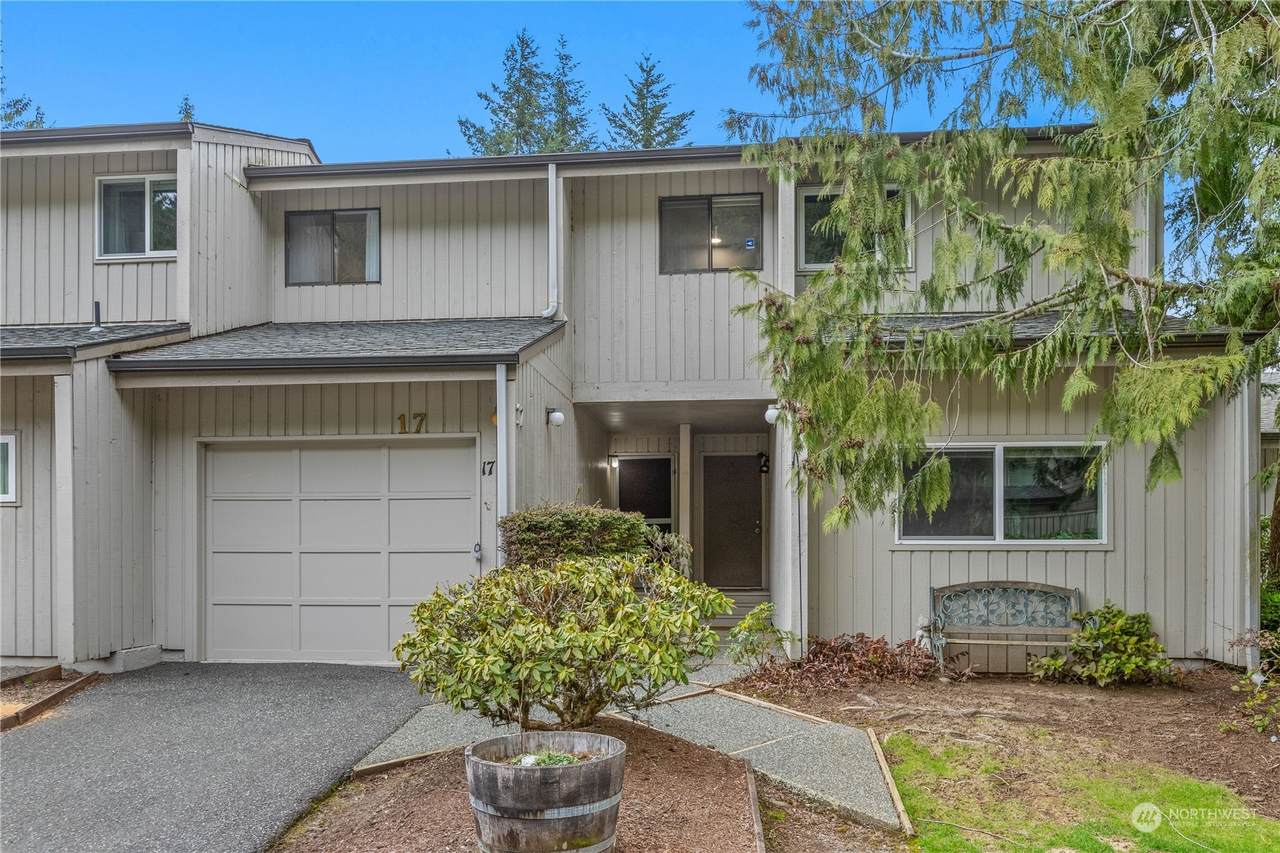 1 Lake Louise Drive - Photo 1