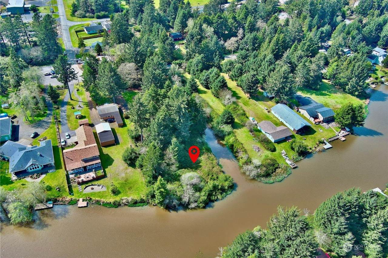 120 Bass Avenue - Photo 1