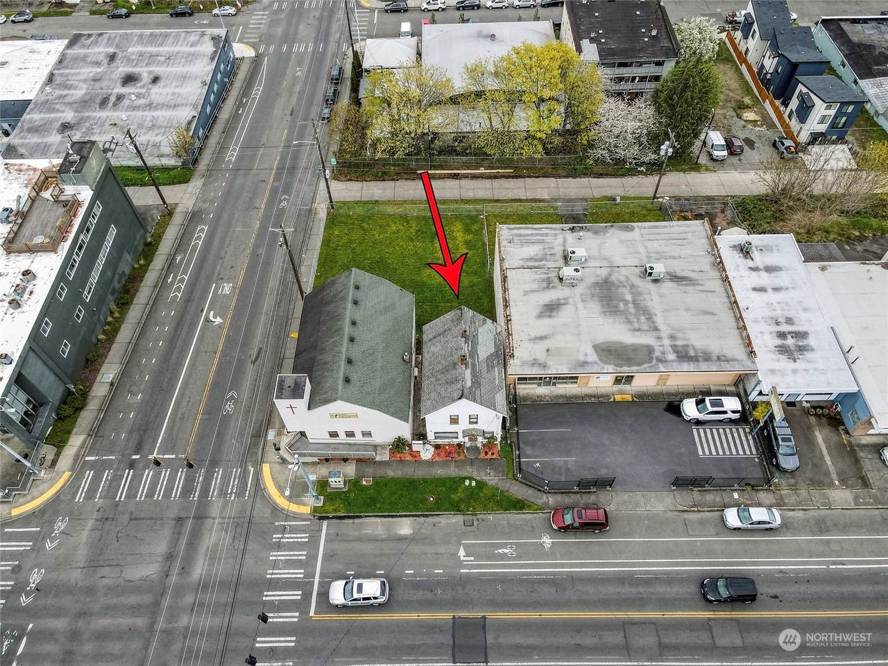 2505 Tacoma Avenue - Photo 1