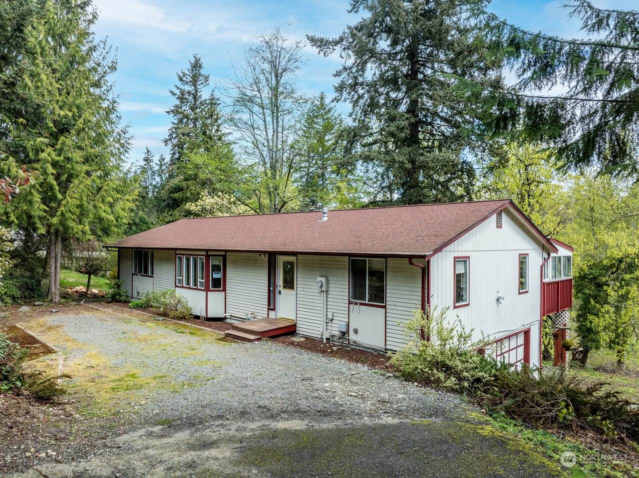 16825 Tapps Drive - Photo 1