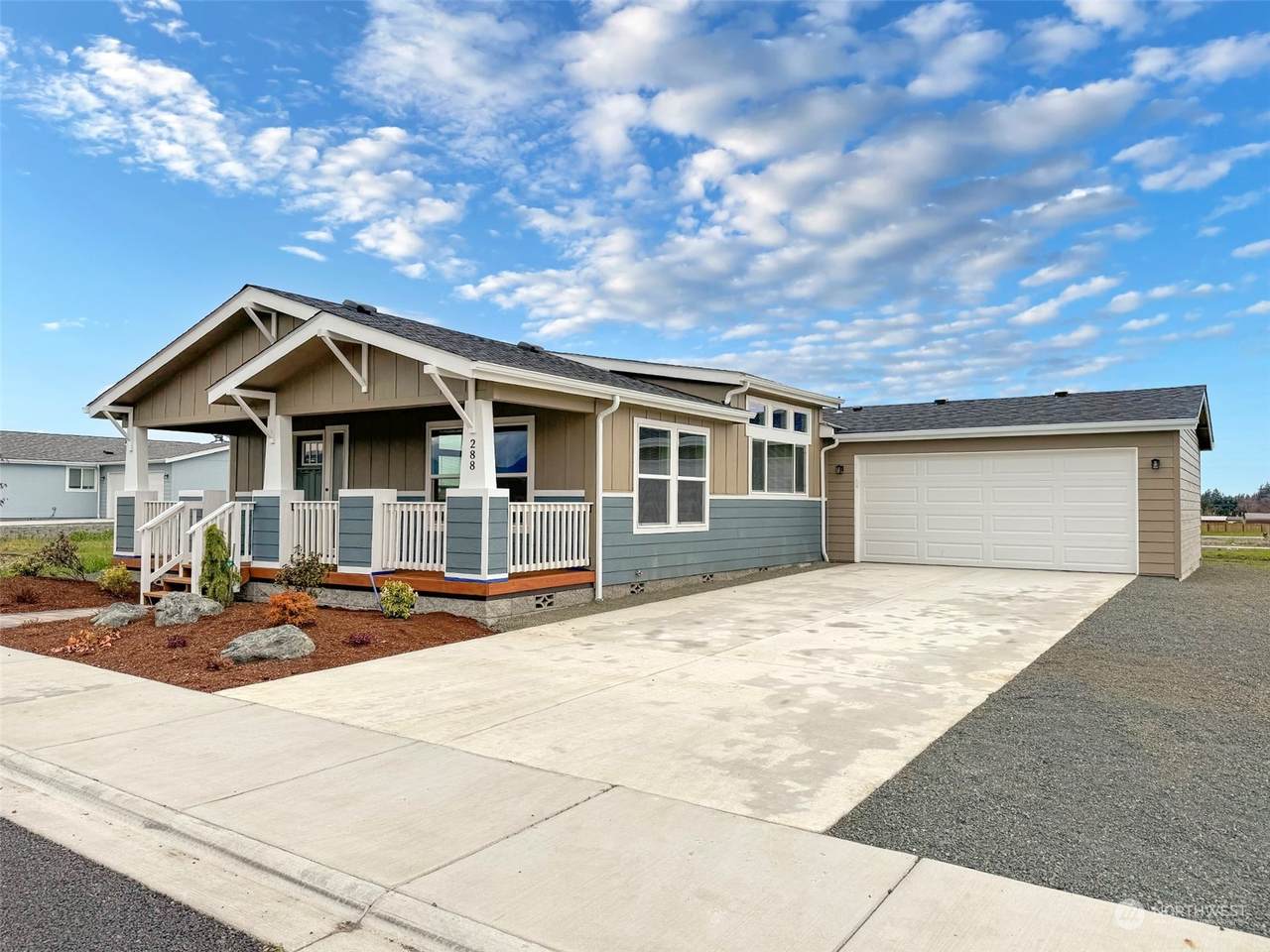 288 Camelia Street - Photo 1