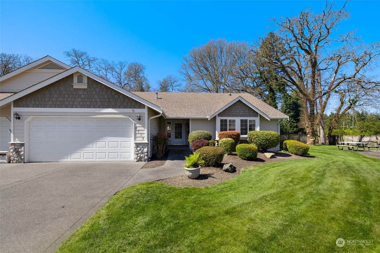 8710 59th Avenue Ct - Photo 1